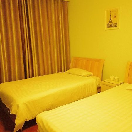 798 International Youth Hostel Жинан Екстериор снимка